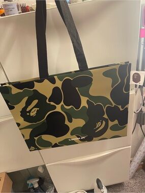 AUTHENTIC BATHING APE SHOPPING BAG LARGE SIZE